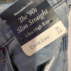 Abercrombie & Fitch Light Blue Slim Straight Jeans (Curve)